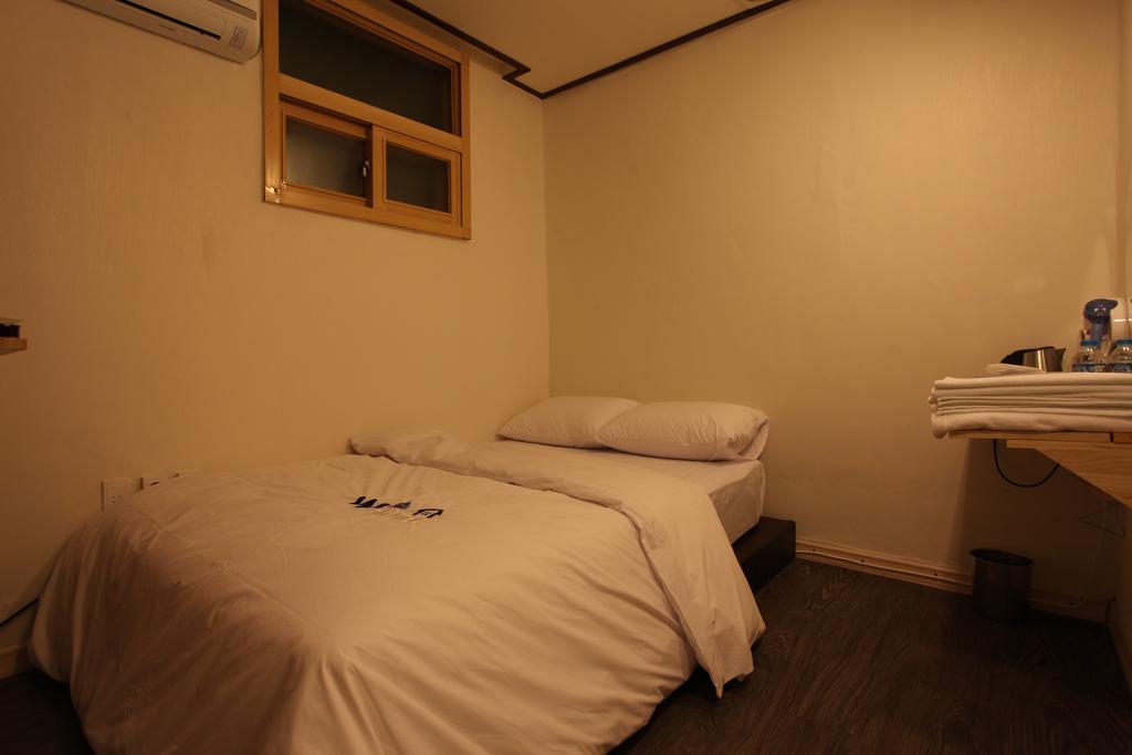 W Mini Hotel Dongdaemoon Seul Esterno foto