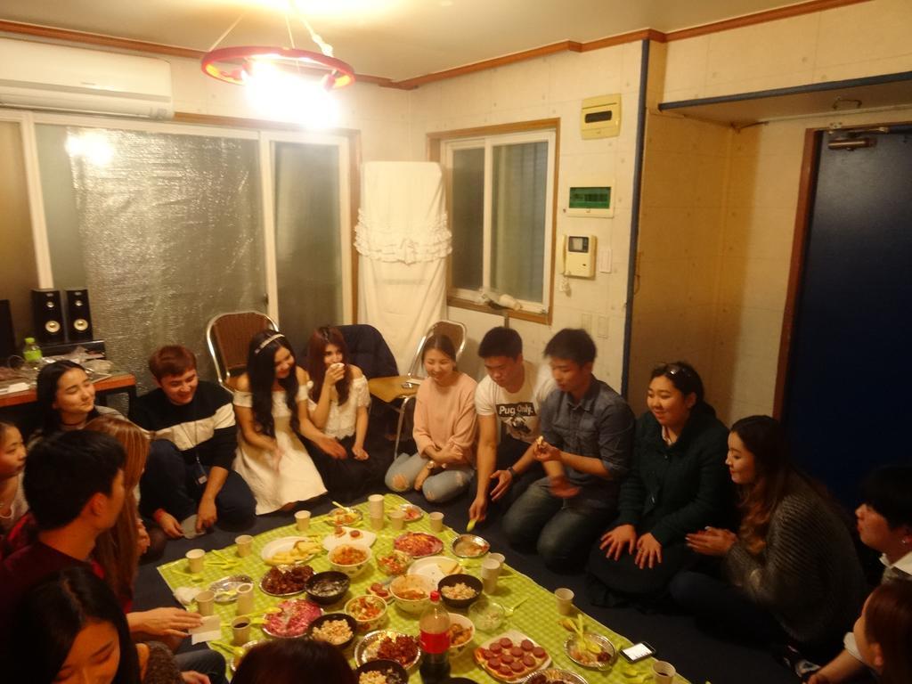 W Mini Hotel Dongdaemoon Seul Esterno foto