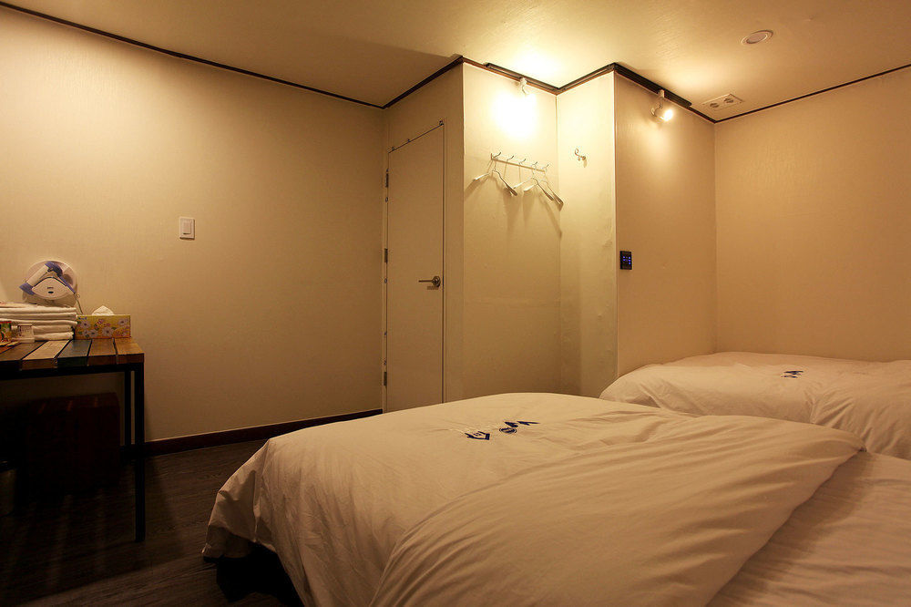 W Mini Hotel Dongdaemoon Seul Esterno foto